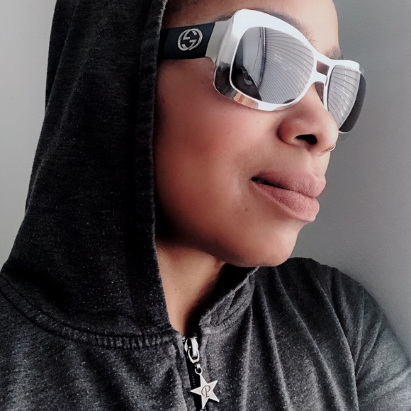 Vintage Gucci silver frame sunglasses - Picture 6 of 6